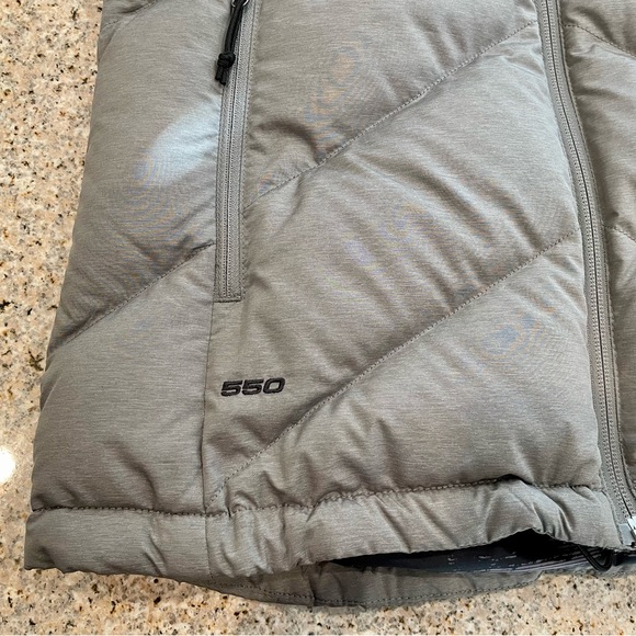 NWOT North Face Vest - Picture 3 of 9